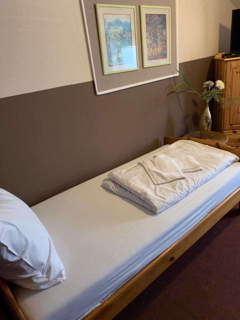 Hotel Mythos Oranienburg Ngoại thất bức ảnh